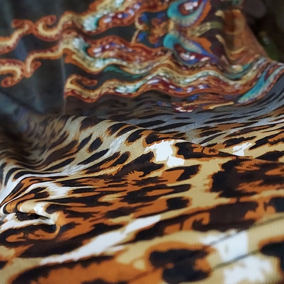 Western Boho Paisley and leopard autumn tunic - Picture 2 of 4